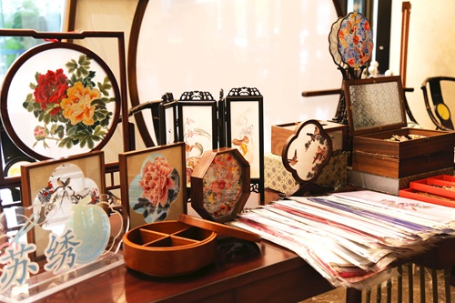 绿地酒店集团 “环球奇境” 进博主题活动，五大沉浸式体验开启全球宾客非凡之旅迎进博